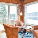 Lovely Home In Eikelandsosen With Sauna *